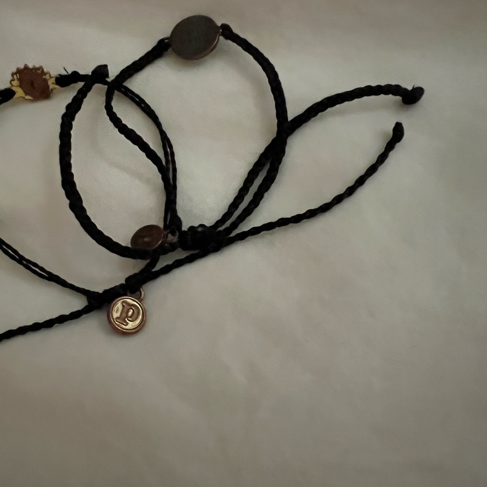 Pur vida bracelets - Picture 2 of 2